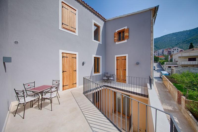 Apartments Villa Glorija Komiža Kültér fotó